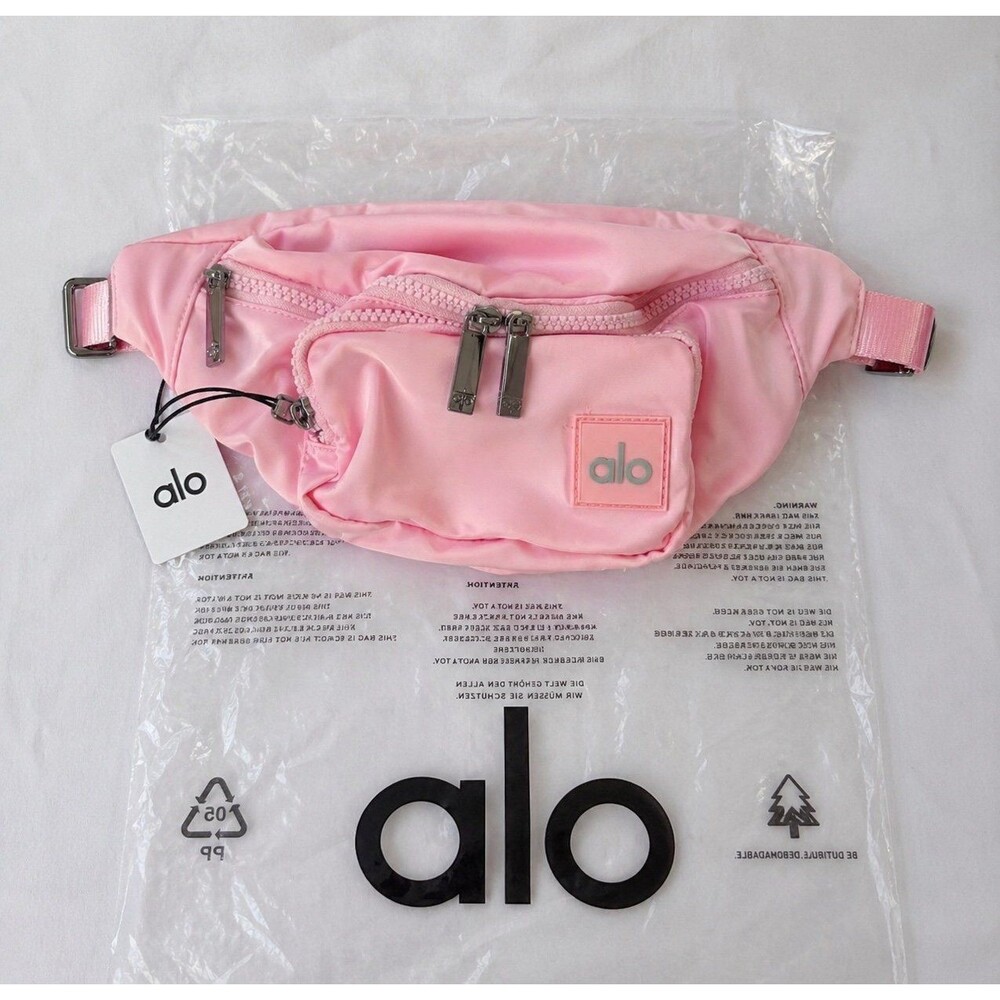 ALO Yoga Explorer Belt Bag Ballet Pink/Candy Pink NWT & Bag!